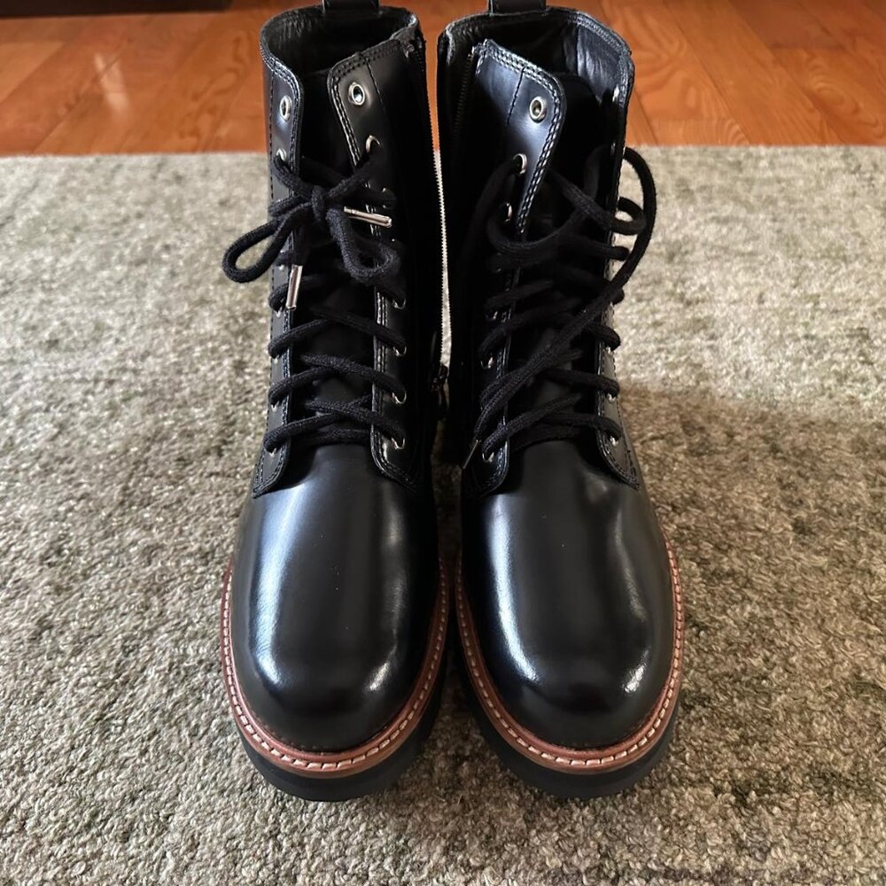 Clarks Orianna Hi Leather Boots size 8.5 $ 45.00